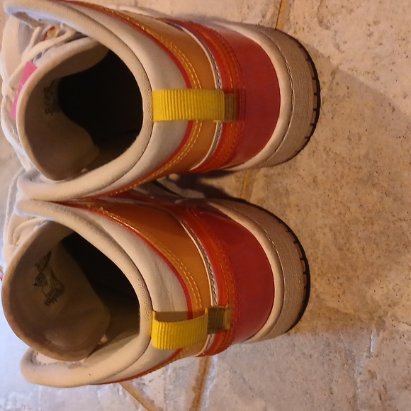 Kids Jordan 1 "Edge Glow" Mid - Picture 5 of 10